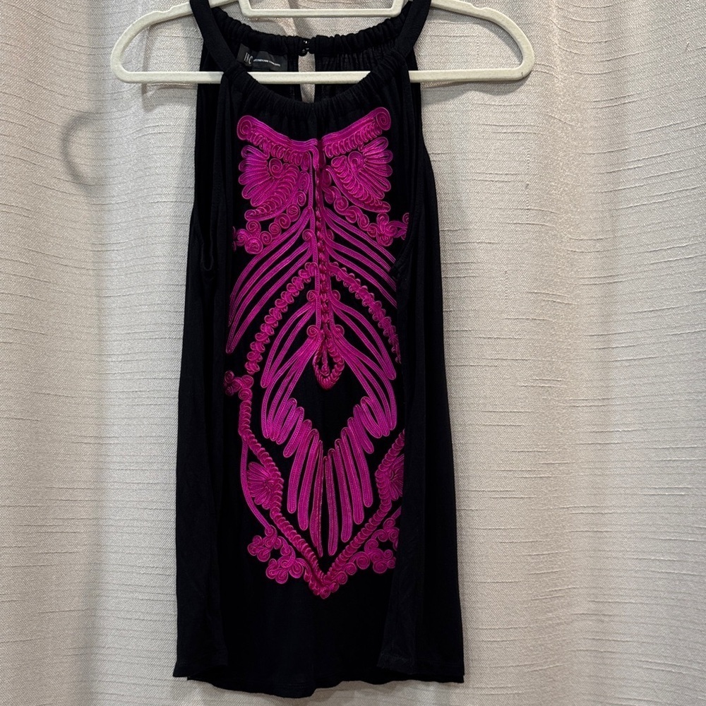 INC International Concepts Black Halter Top with Vibrant Pink Design size XL